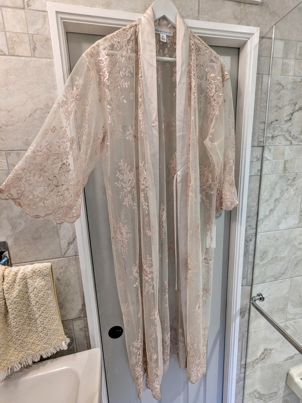 Sheer Lace Embroidered Robe M/L